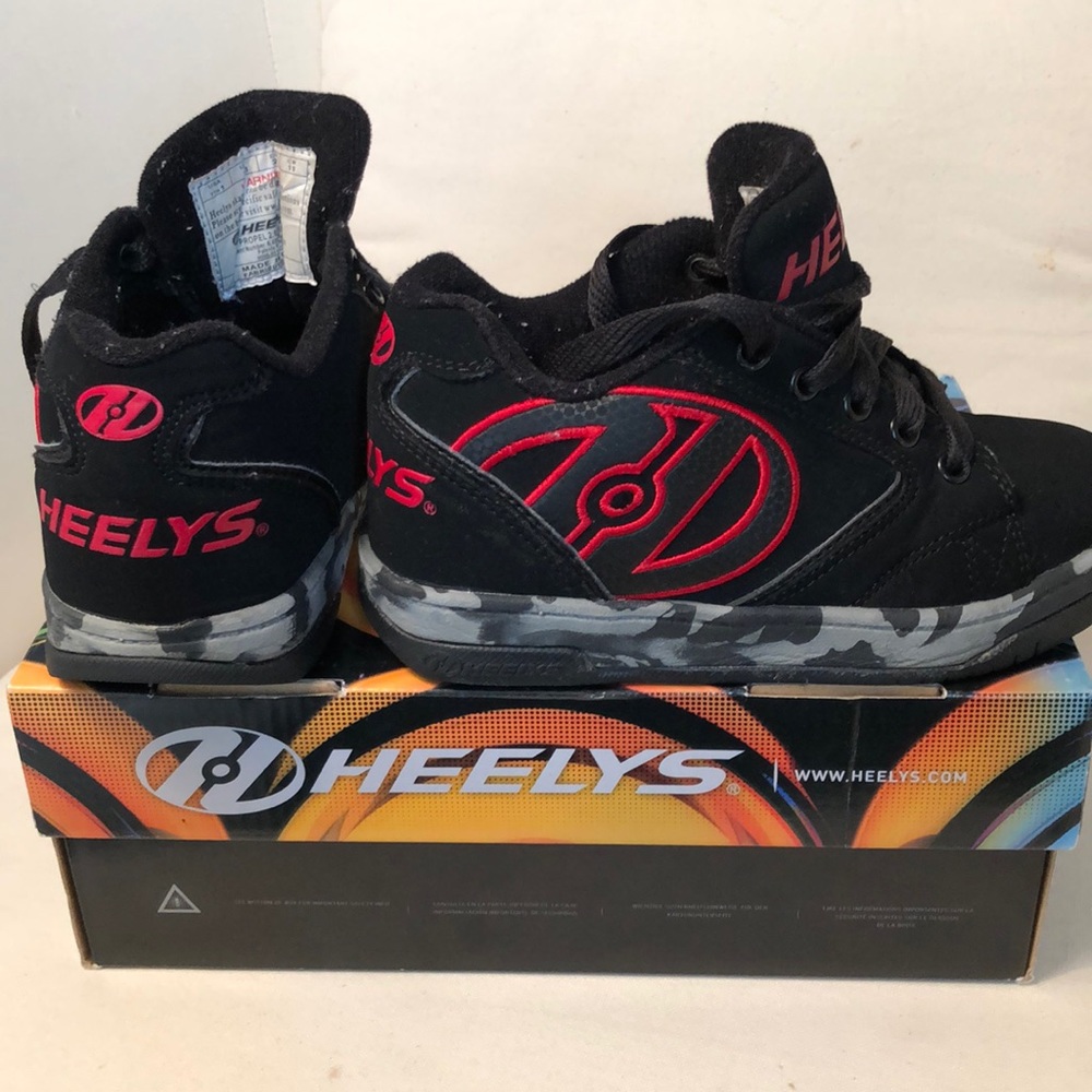 Heely’s Heelys The skate shoe with wheels